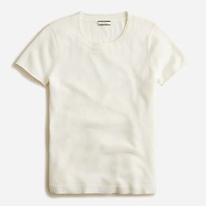 Jcrew women’s relaxed cashmere t-shirt. Size small. Never worn before, brand new